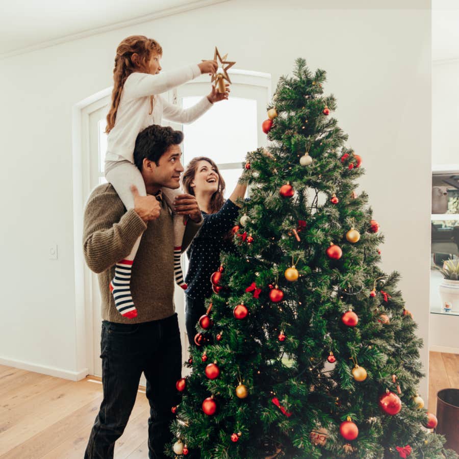 Woman disinvites daughter from Christmas because her son doesn't believe in Santa