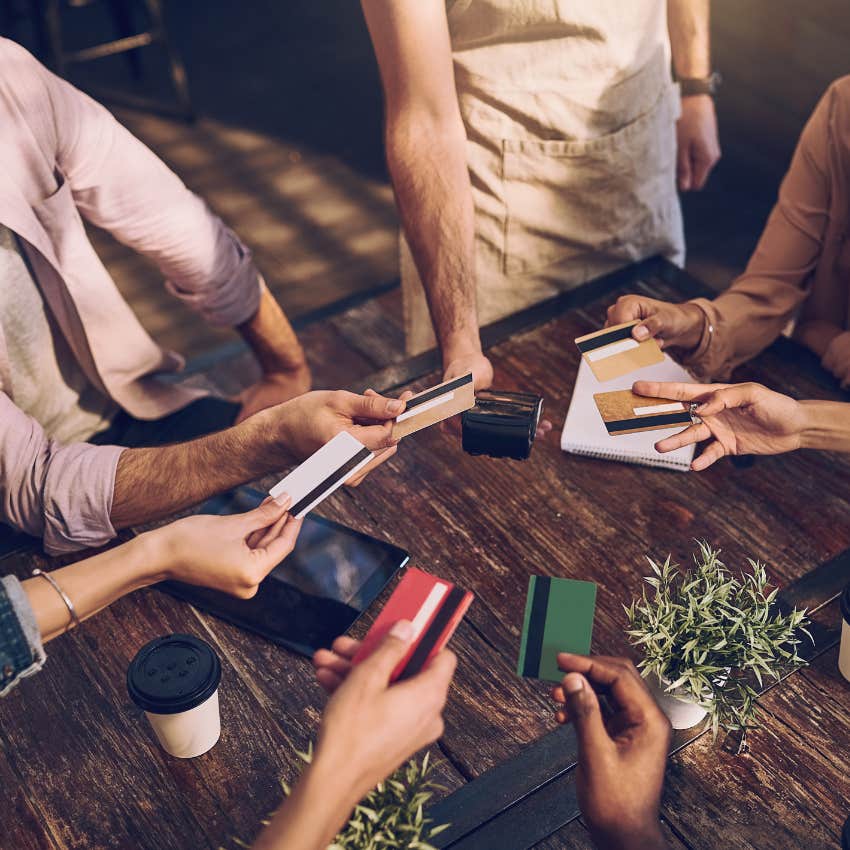 woman worries she didn't help boyfriend save face at a dinner he couldn't afford