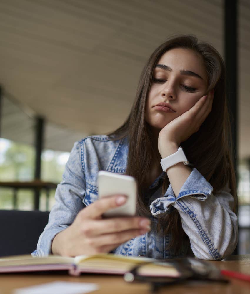 7 Clear Signs It&amp;apos;s Time For A Job Change