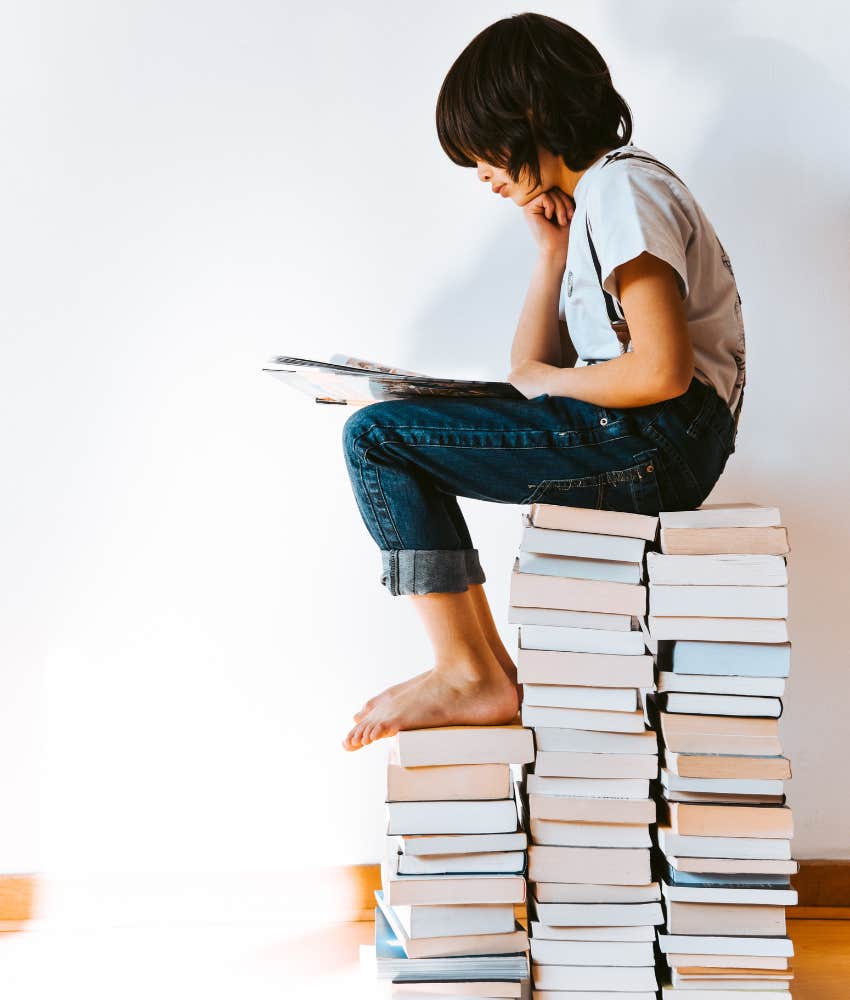 Music Teacher Says Students From Elementary To Middle School Are Struggling Because They Can't Read