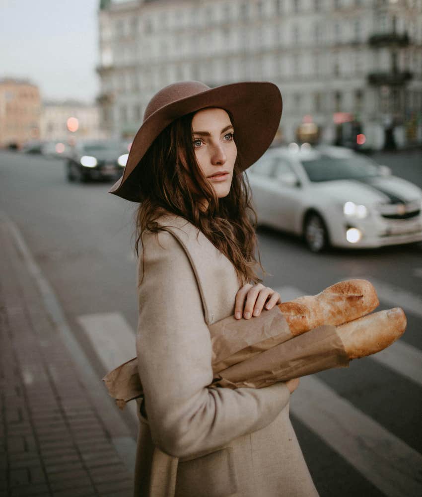 A Woman Who Spent Over 4 Years Living Abroad Says She's A Shell Of A Human Being After Moving Back To America