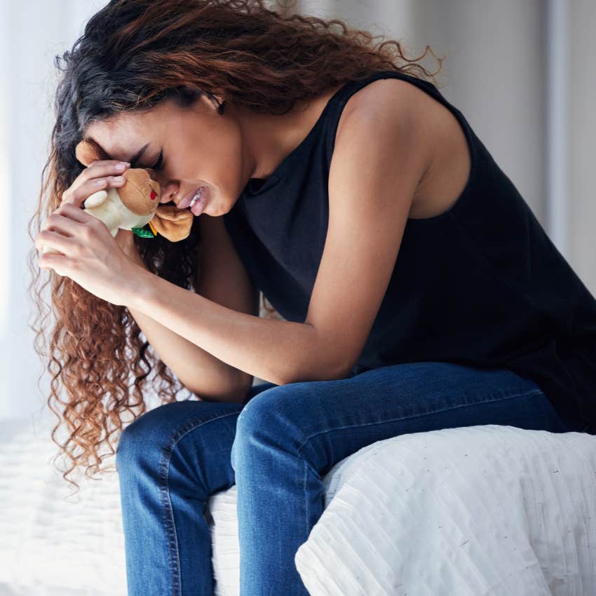 Woman Shocked By Her Sister's Cruel Response To Her Miscarriage 